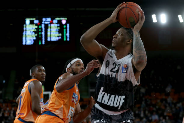 他的防守风 他的防守风