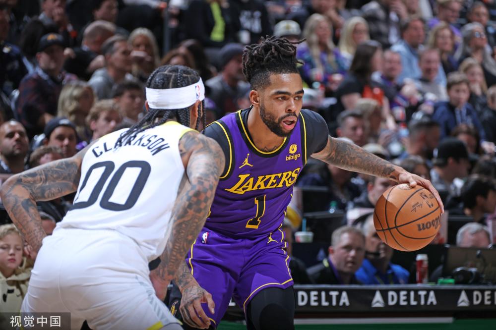 他凭借出色 他凭借出色